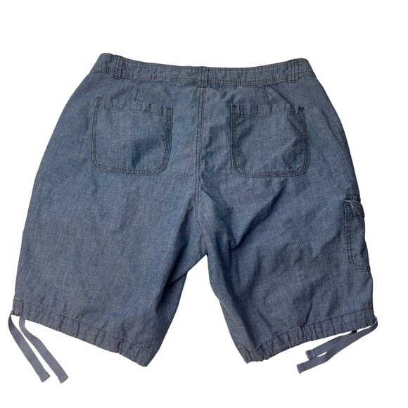 St. Johns Bay Womens Blue Chambray Cargo Shorts 18W Cottage Boho Vtg - Picture 4 of 7